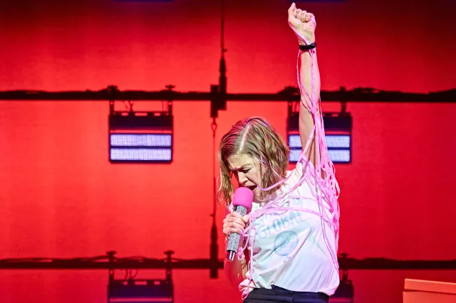 Inter Alia Review: Rosamund Pike Delivers a Masterclass at Wyndham's Theatre