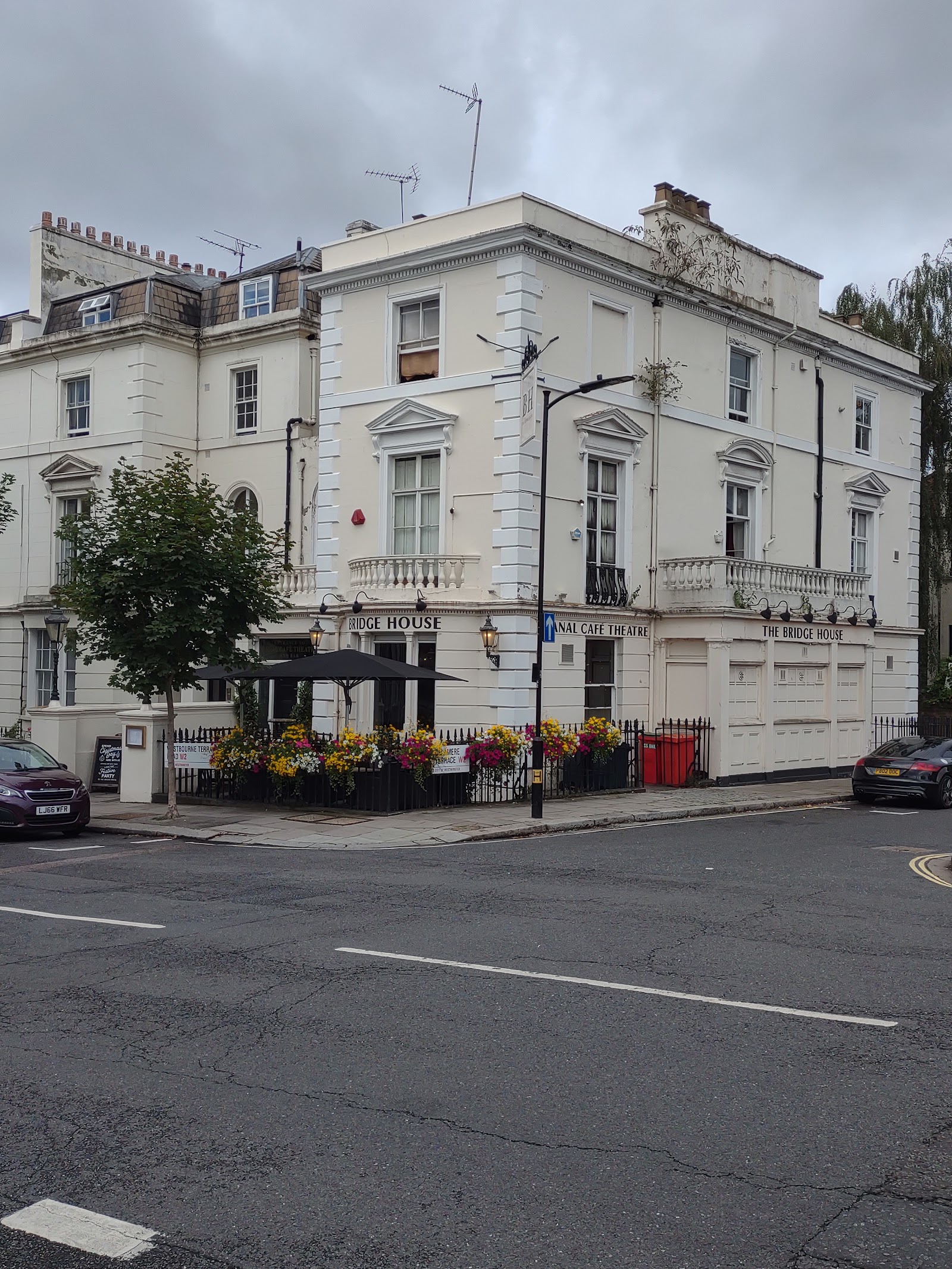 Canal Cafe Theatre — photo 2