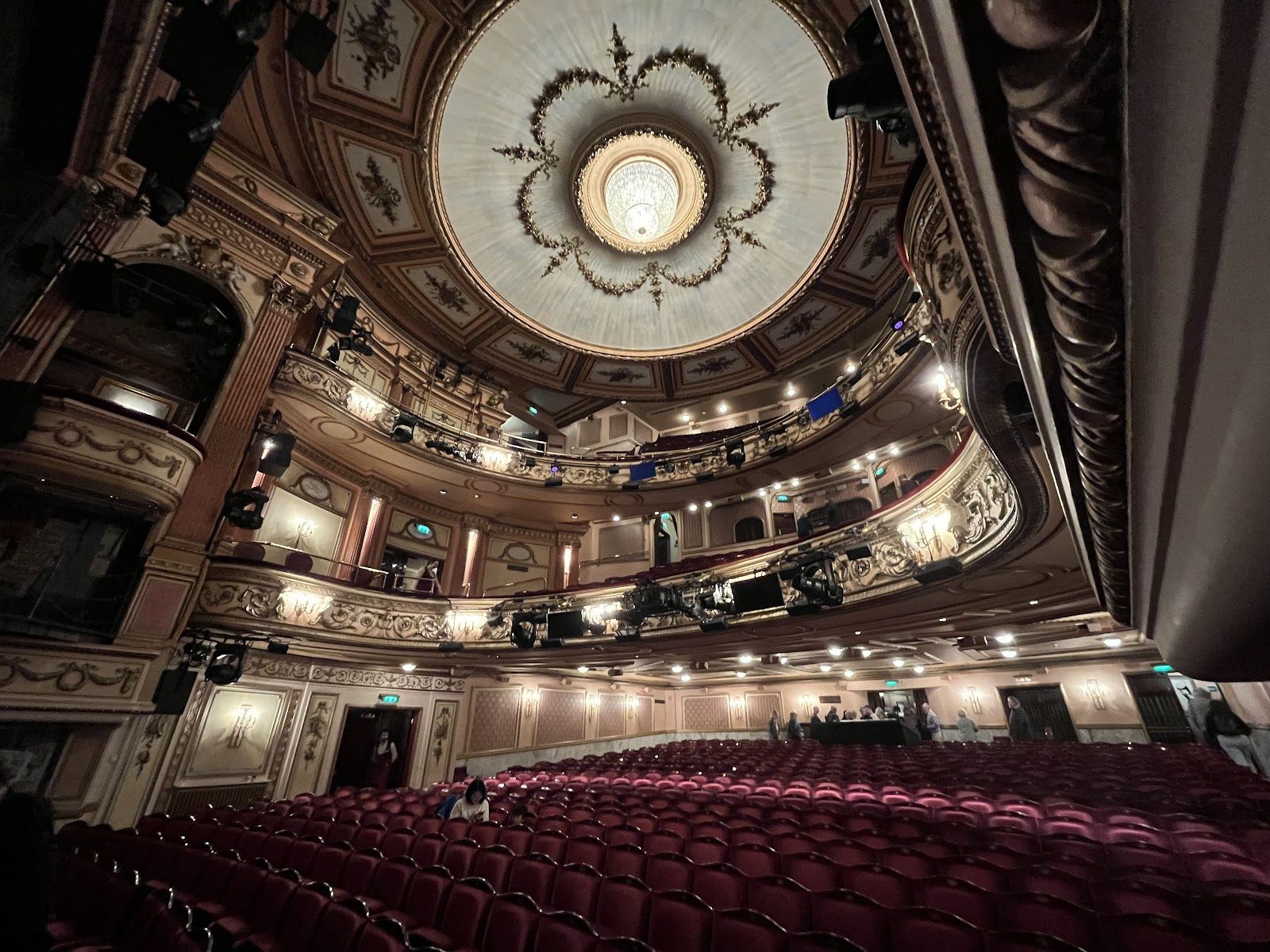 Gielgud Theatre London — photo 1