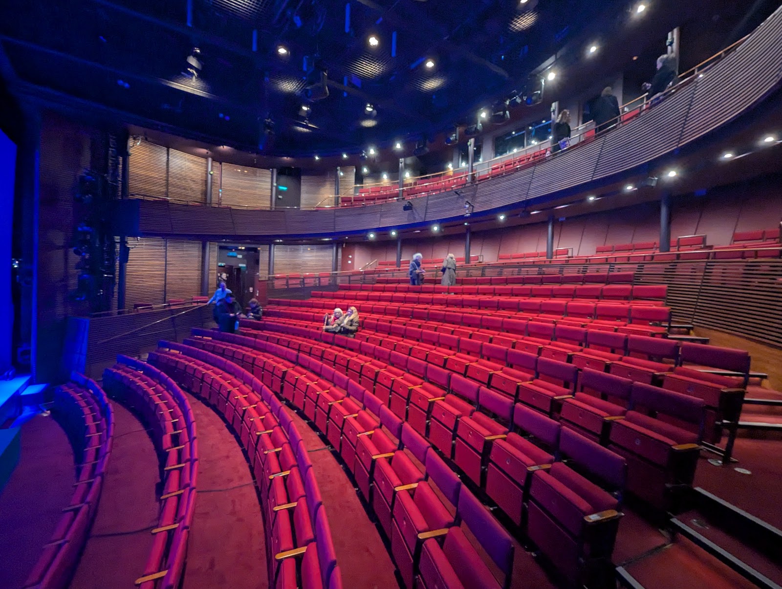Hampstead Theatre — photo 1
