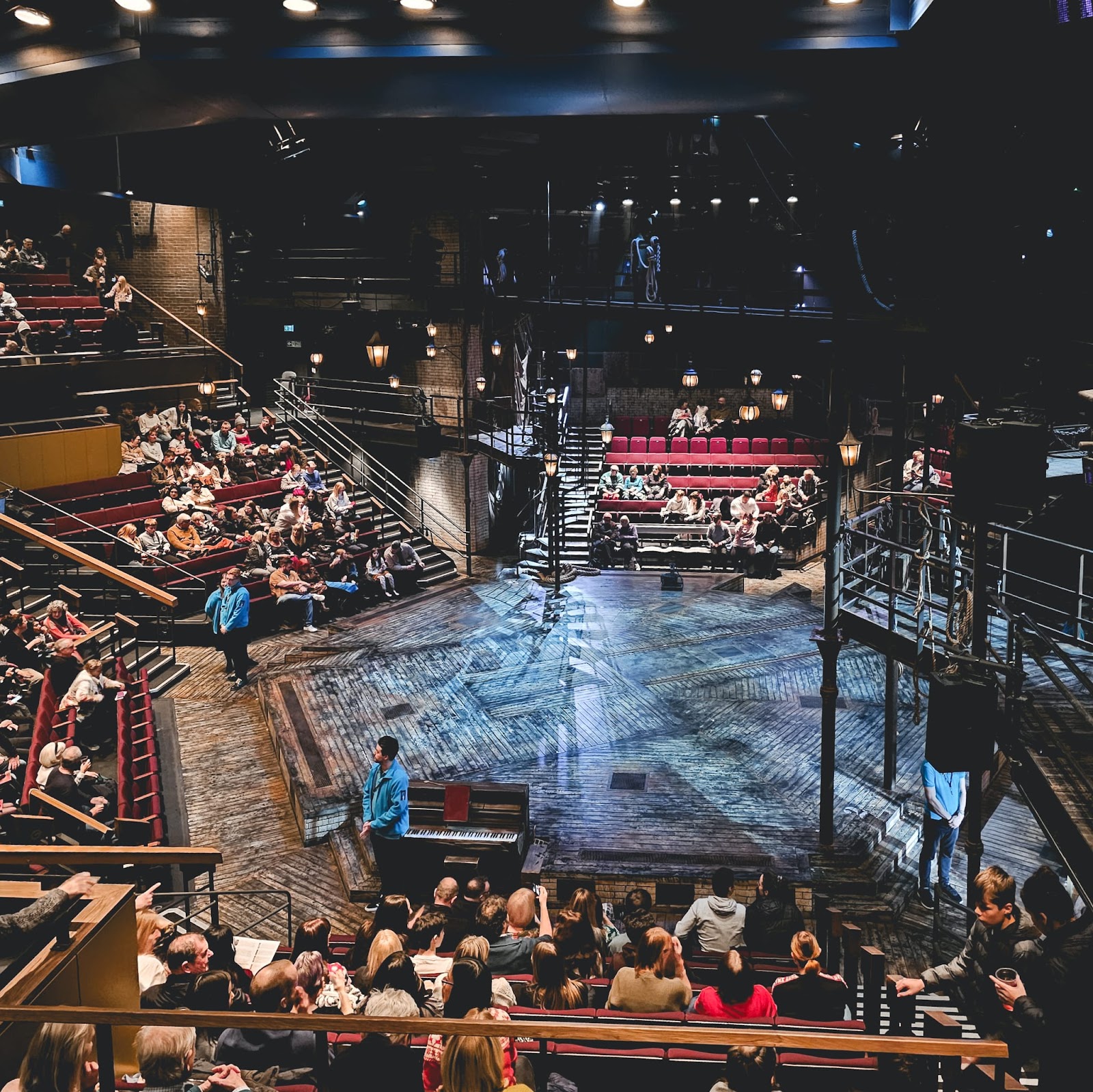 Leeds Playhouse — photo 3