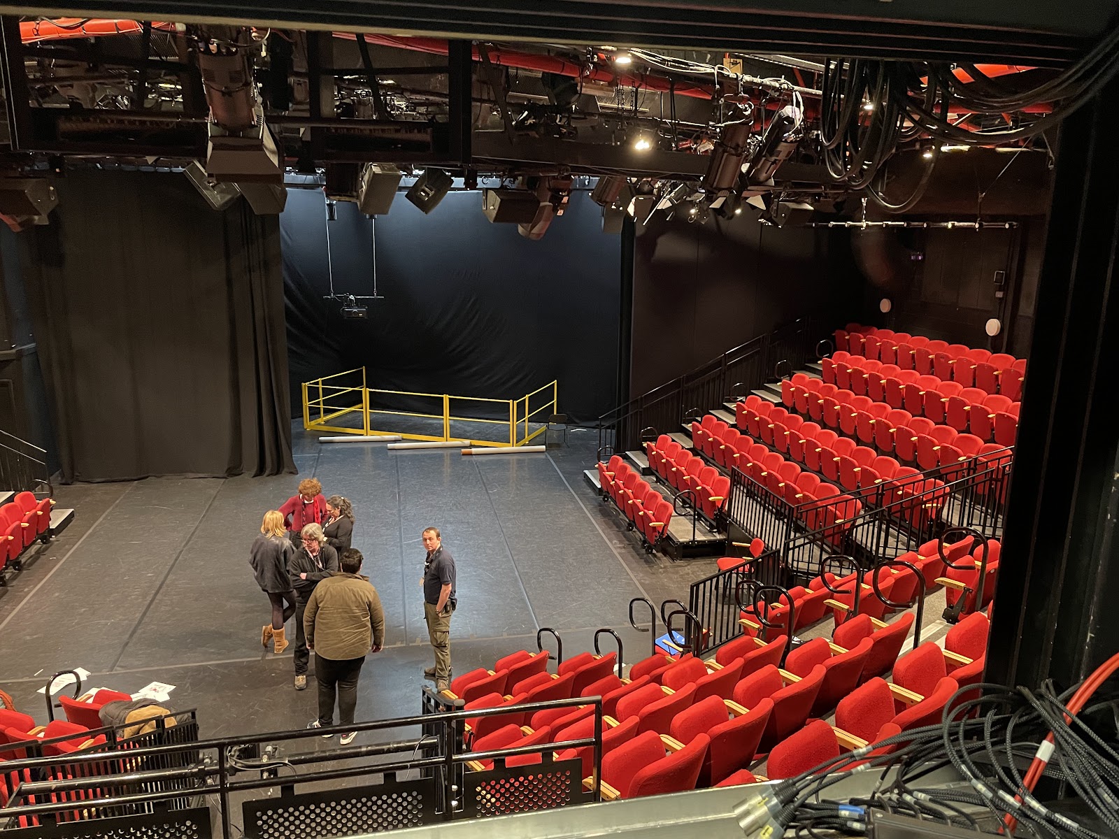 Minerva Theatre, Chichester — photo 1