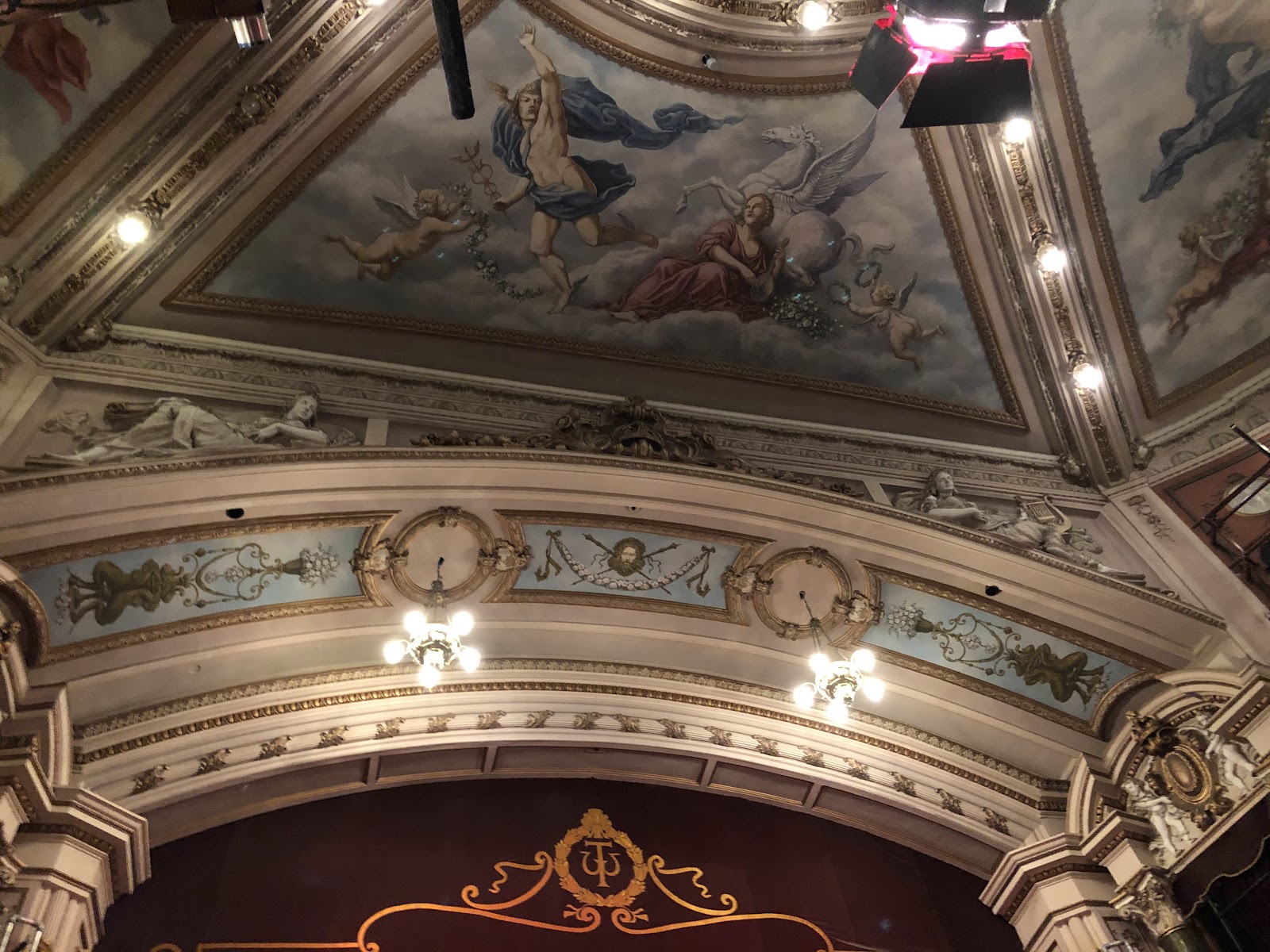 New Wimbledon Theatre — photo 3