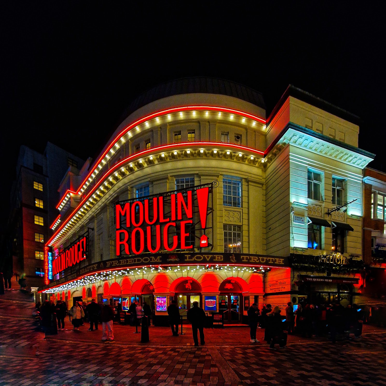 Piccadilly Theatre London — photo 2