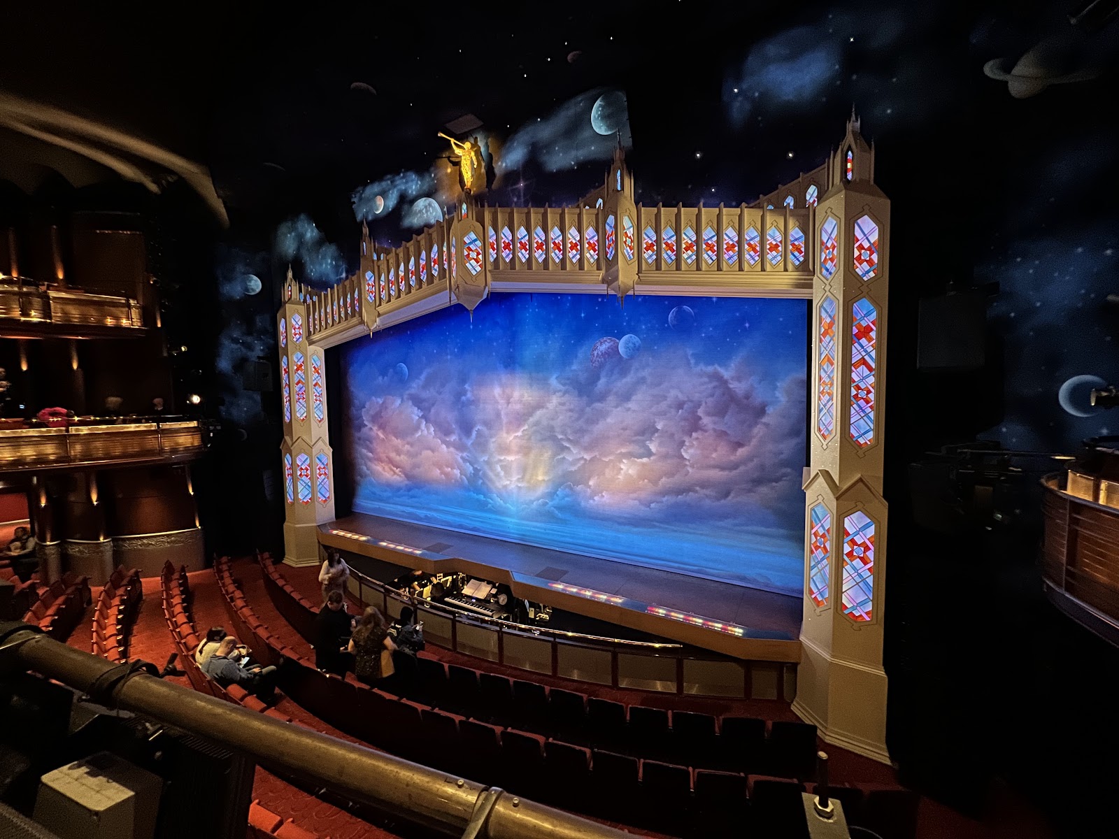 Prince Of Wales Theatre — photo 1